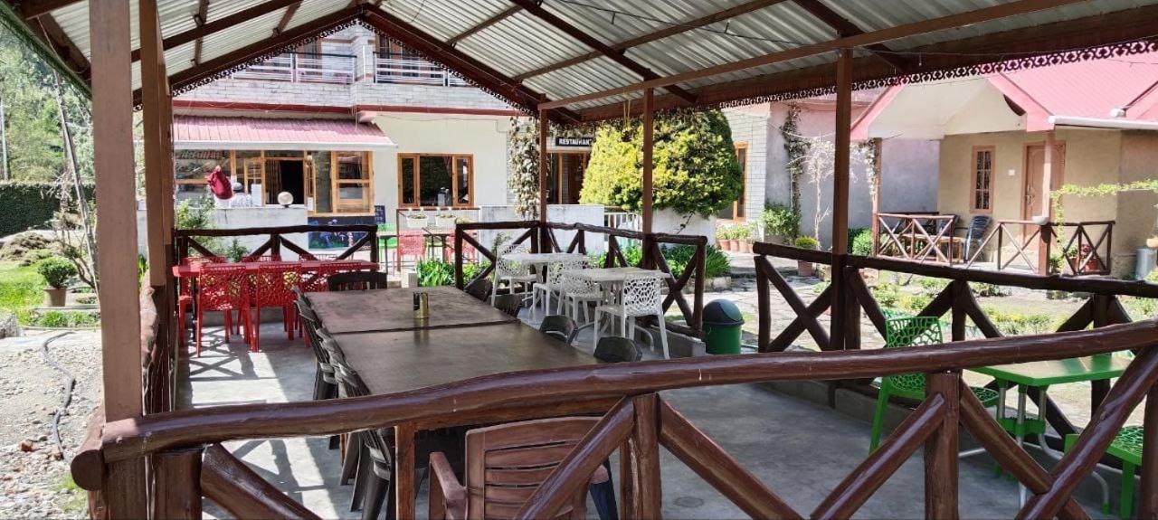 The White House Ξενοδοχείο Kasol Εξωτερικό φωτογραφία